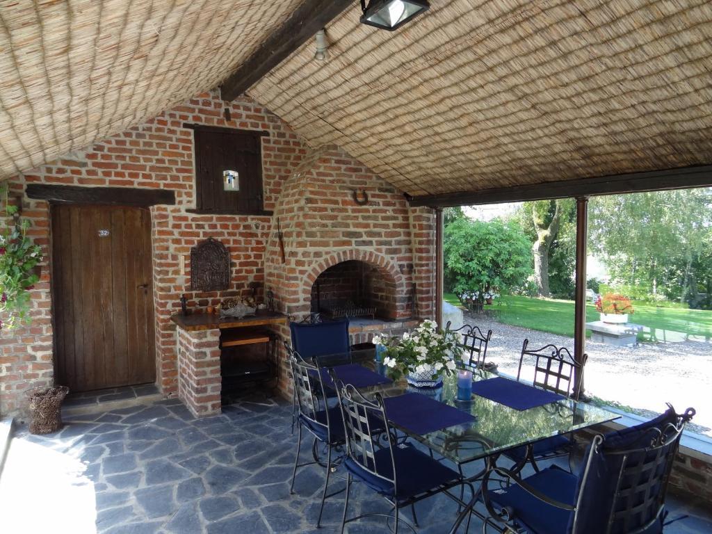 B&B Aux Beaux Buis Blegny Zewnętrze zdjęcie